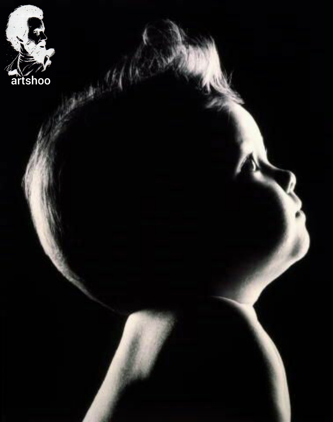 سیاه قلم مدل مداد سفید